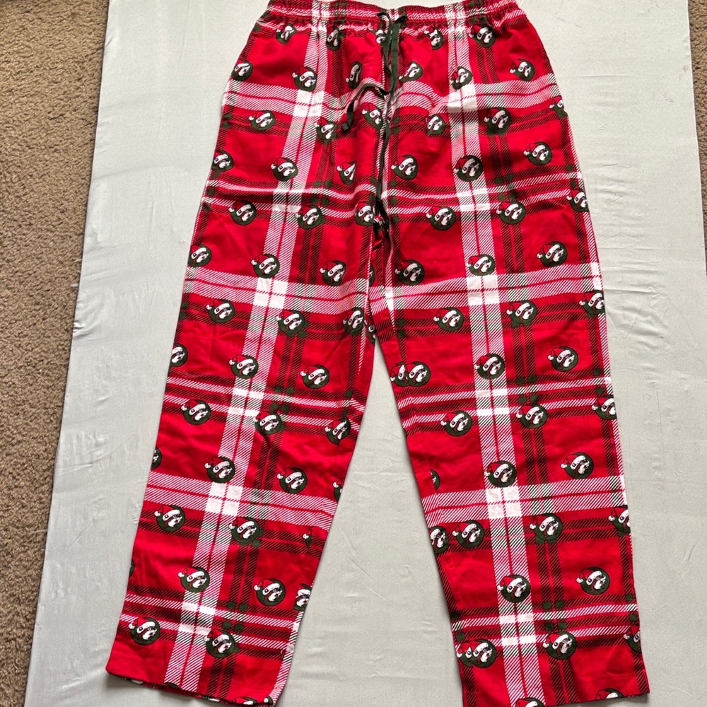 Buc-ees  Christmas Red Plaid Pajama Pants